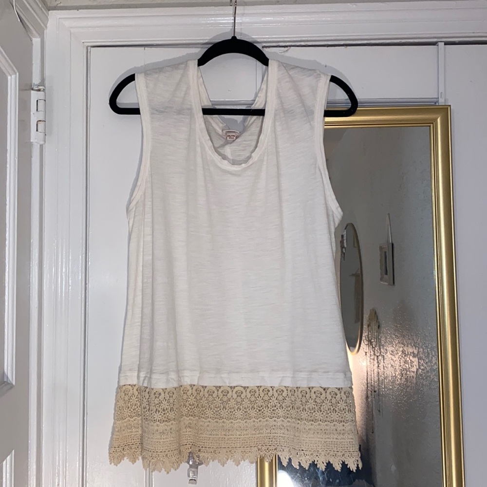 Merona White Sleeveless Ringer Tee w/ Lace Bottom